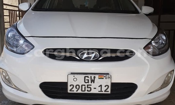 Buy Used Hyundai Accent White Car in Accra in Greater Accra