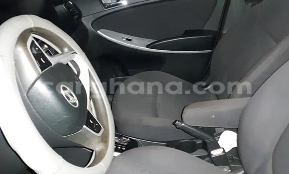 Buy Used Hyundai Accent White Car in Accra in Greater Accra Buy Used Hyundai Accent White Car in Accra in Greater Accra