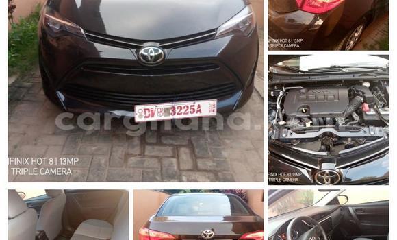 Sayi Na hannu Toyota Corolla Black Mota in Accra a Greater Accra