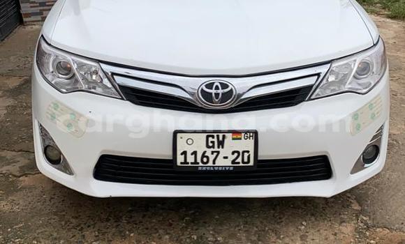 Buy Used Toyota Camry White Car in Accra in Greater Accra