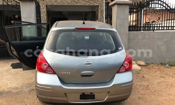 Sayi Na hannu Nissan Versa Azurfa Mota in Accra a Greater Accra Sayi Na hannu Nissan Versa Azurfa Mota in Accra a Greater Accra