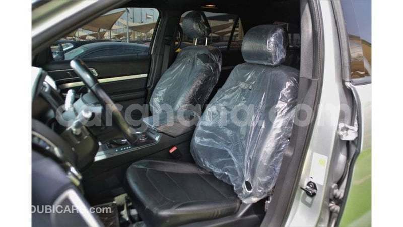 Big with watermark ford explorer ashanti import dubai 56112