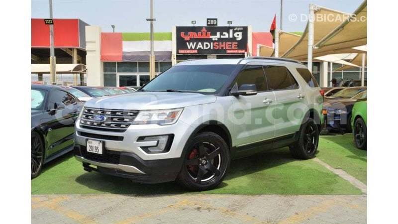 Big with watermark ford explorer ashanti import dubai 56112