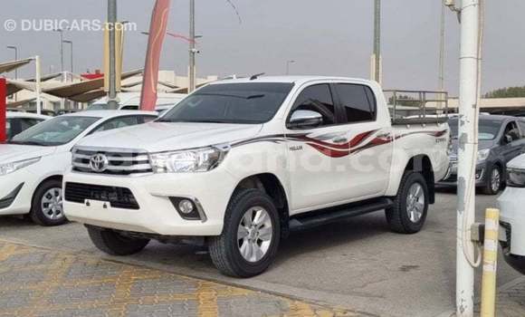 Buy Import Toyota Hilux White Car in Import - Dubai in Ashanti Buy Import Toyota Hilux White Car in Import - Dubai in Ashanti