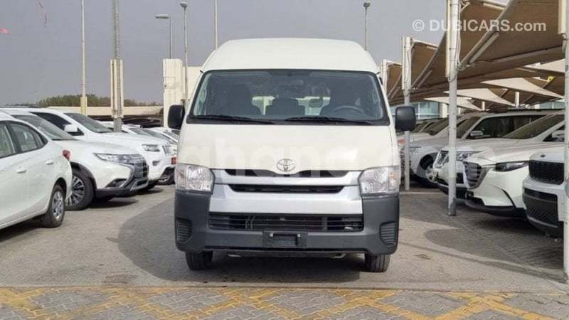 Big with watermark toyota hiace ashanti import dubai 56116