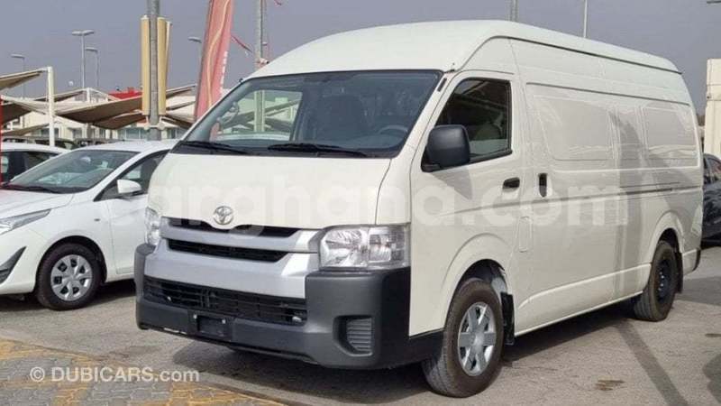 Big with watermark toyota hiace ashanti import dubai 56116