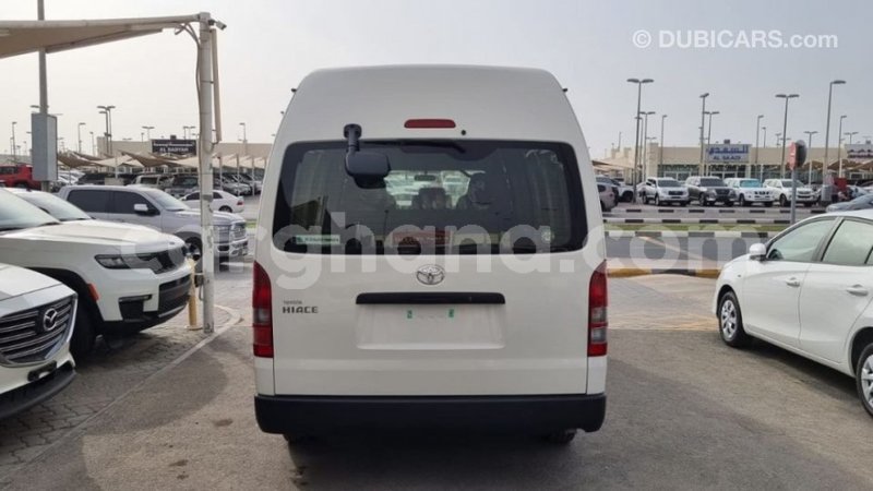 Big with watermark toyota hiace ashanti import dubai 56116