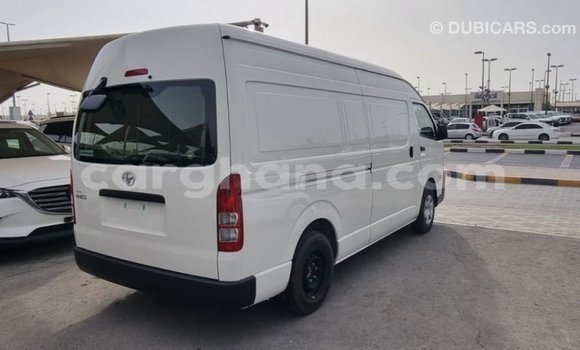 Ra Imported Toyota Hiace funfun Ọkọ̀ in Import - Dubai ni Ashanti Ra Imported Toyota Hiace funfun Ọkọ̀ in Import - Dubai ni Ashanti