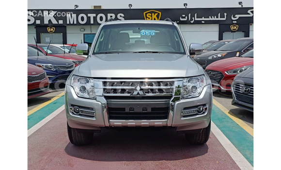 Buy Import Mitsubishi Pajero White Car in Import - Dubai in Ashanti Buy Import Mitsubishi Pajero White Car in Import - Dubai in Ashanti