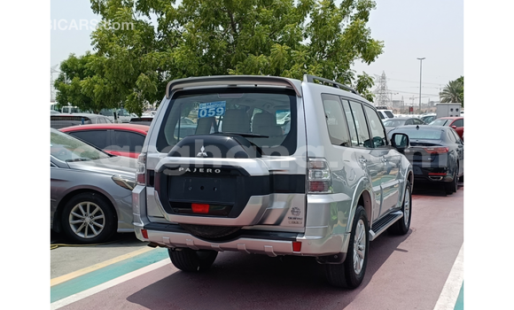 Buy Import Mitsubishi Pajero White Car in Import - Dubai in Ashanti Buy Import Mitsubishi Pajero White Car in Import - Dubai in Ashanti