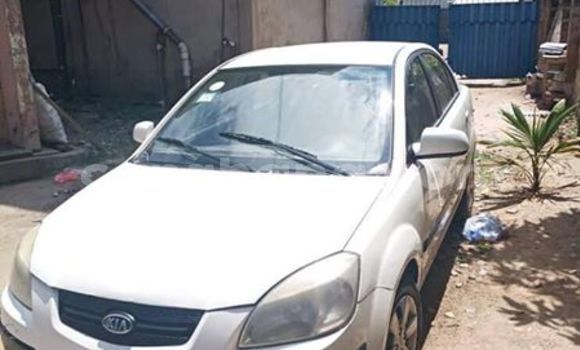 Buy Used Kia Rio White Car in Accra in Greater Accra
