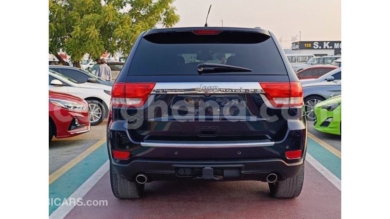 Big with watermark jeep grand cherokee ashanti import dubai 56123