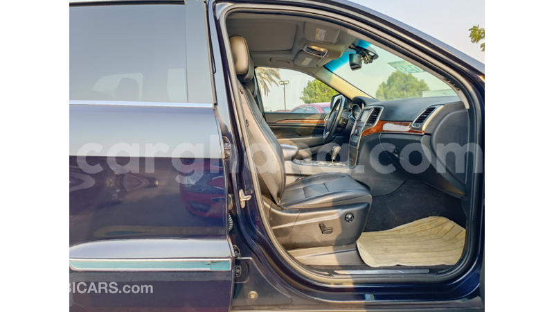 Big with watermark jeep grand cherokee ashanti import dubai 56123