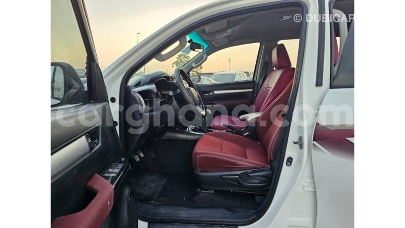 Big with watermark toyota hilux ashanti import dubai 56128