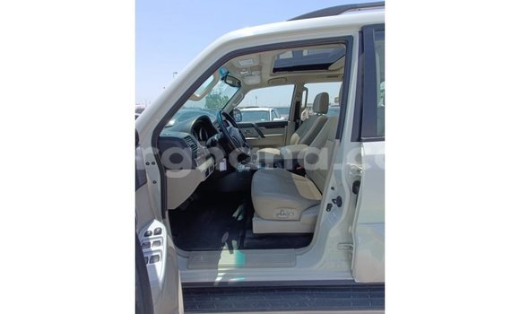 Buy Import Mitsubishi Pajero White Car in Import - Dubai in Ashanti Buy Import Mitsubishi Pajero White Car in Import - Dubai in Ashanti