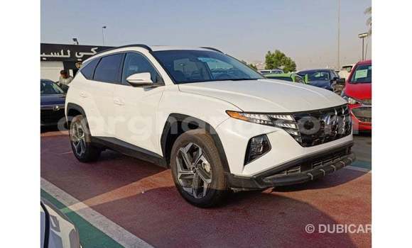 Ra Imported Hyundai Tucson funfun Ọkọ̀ in Import - Dubai ni Ashanti Ra Imported Hyundai Tucson funfun Ọkọ̀ in Import - Dubai ni Ashanti