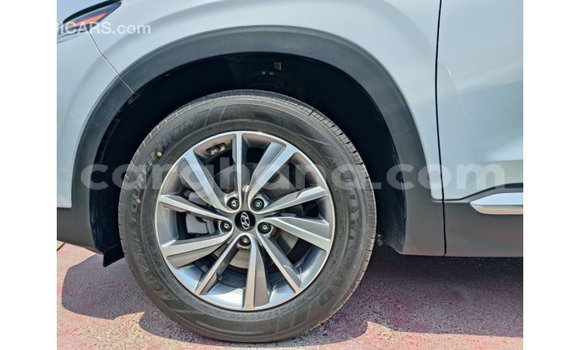 Buy Import Hyundai Santa Fe Other Car in Import - Dubai in Ashanti Buy Import Hyundai Santa Fe Other Car in Import - Dubai in Ashanti