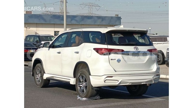 Big with watermark toyota fortuner ashanti import dubai 56147