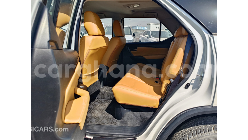 Big with watermark toyota fortuner ashanti import dubai 56147