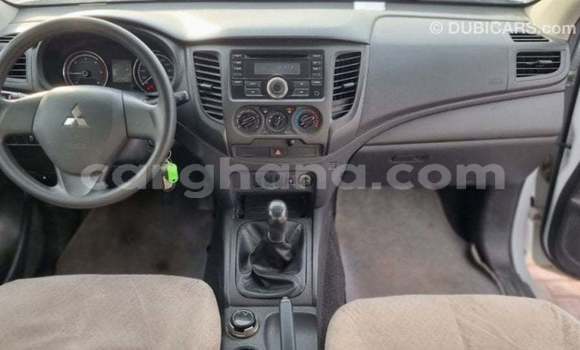 Buy Import Mitsubishi L200 White Car in Import - Dubai in Ashanti Buy Import Mitsubishi L200 White Car in Import - Dubai in Ashanti