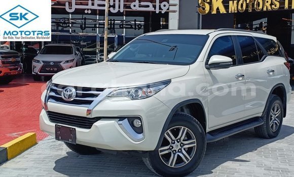 Buy Import Toyota Fortuner White Car in Import - Dubai in Ashanti Buy Import Toyota Fortuner White Car in Import - Dubai in Ashanti