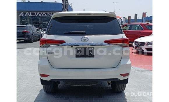 Buy Import Toyota Fortuner White Car in Import - Dubai in Ashanti Buy Import Toyota Fortuner White Car in Import - Dubai in Ashanti