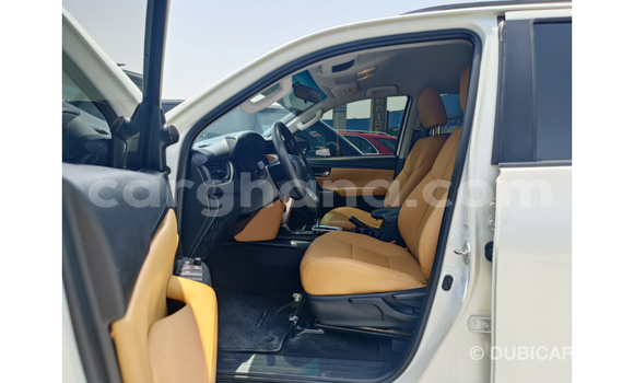 Buy Import Toyota Fortuner White Car in Import - Dubai in Ashanti Buy Import Toyota Fortuner White Car in Import - Dubai in Ashanti