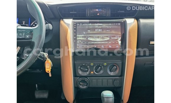 Buy Import Toyota Fortuner White Car in Import - Dubai in Ashanti Buy Import Toyota Fortuner White Car in Import - Dubai in Ashanti