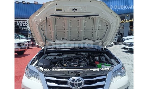 Buy Import Toyota Fortuner White Car in Import - Dubai in Ashanti Buy Import Toyota Fortuner White Car in Import - Dubai in Ashanti