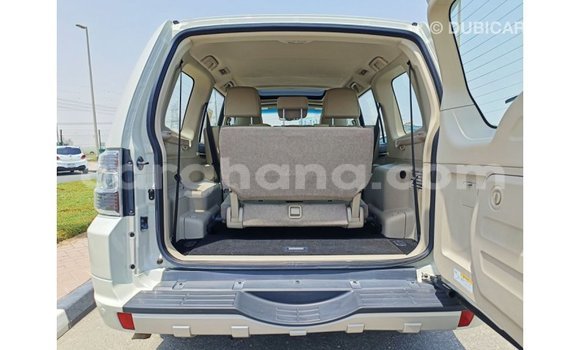Ra Imported Mitsubishi Pajero funfun Ọkọ̀ in Import - Dubai ni Ashanti Ra Imported Mitsubishi Pajero funfun Ọkọ̀ in Import - Dubai ni Ashanti