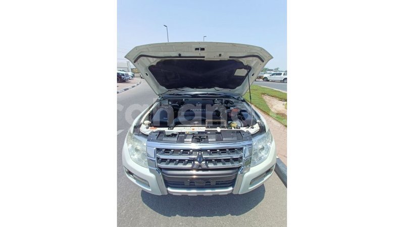 Big with watermark mitsubishi pajero ashanti import dubai 56153