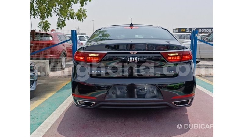 Big with watermark kia cadenza ashanti import dubai 56155