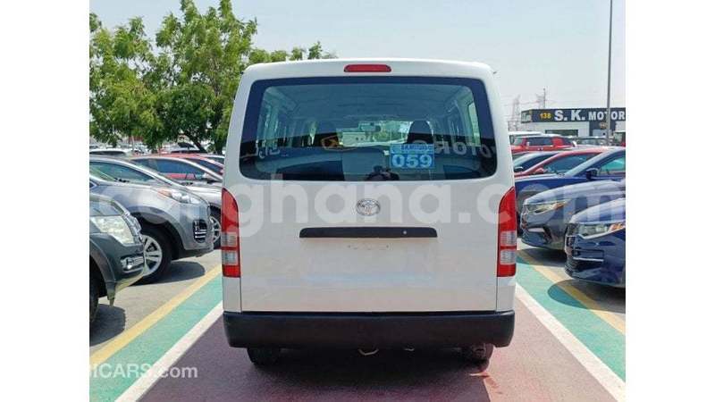 Big with watermark toyota hiace ashanti import dubai 56157