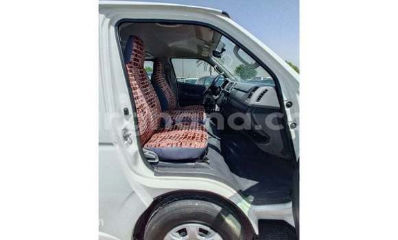 Buy Import Toyota Hiace White Car in Import - Dubai in Ashanti Buy Import Toyota Hiace White Car in Import - Dubai in Ashanti