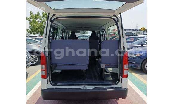 Buy Import Toyota Hiace White Car in Import - Dubai in Ashanti Buy Import Toyota Hiace White Car in Import - Dubai in Ashanti