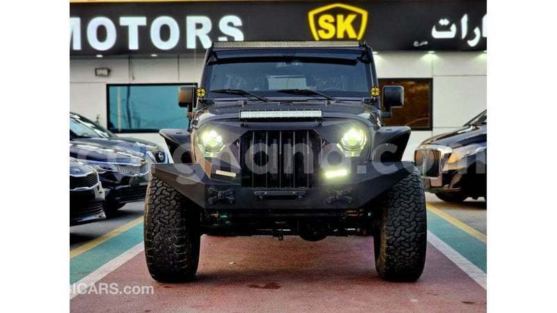 Big with watermark jeep wrangler ashanti import dubai 56159