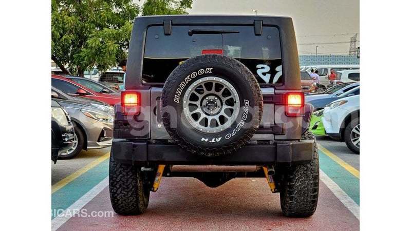 Big with watermark jeep wrangler ashanti import dubai 56159