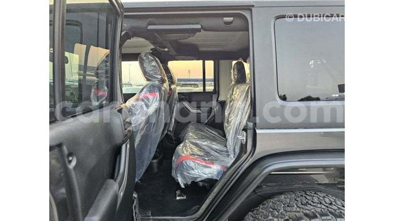 Big with watermark jeep wrangler ashanti import dubai 56159