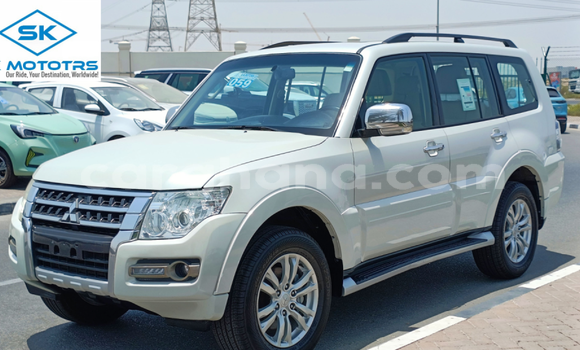 Buy Import Mitsubishi Pajero White Car in Import - Dubai in Ashanti