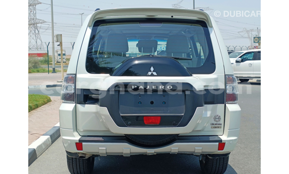 Buy Import Mitsubishi Pajero White Car in Import - Dubai in Ashanti Buy Import Mitsubishi Pajero White Car in Import - Dubai in Ashanti