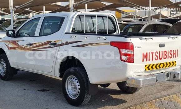 Ra Imported Mitsubishi L200 funfun Ọkọ̀ in Import - Dubai ni Ashanti Ra Imported Mitsubishi L200 funfun Ọkọ̀ in Import - Dubai ni Ashanti