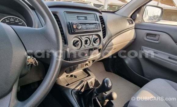 Ra Imported Mitsubishi L200 funfun Ọkọ̀ in Import - Dubai ni Ashanti Ra Imported Mitsubishi L200 funfun Ọkọ̀ in Import - Dubai ni Ashanti