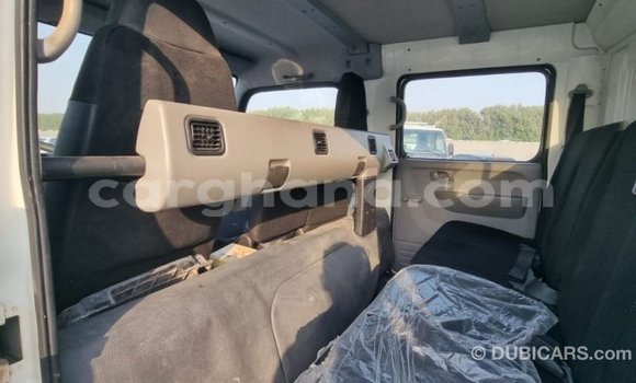 Ra Imported Mitsubishi i funfun Ọkọ̀ in Import - Dubai ni Ashanti Ra Imported Mitsubishi i funfun Ọkọ̀ in Import - Dubai ni Ashanti