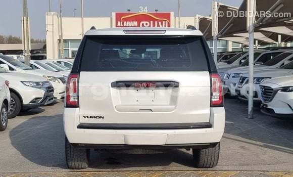 Ra Imported GMC Yukon funfun Ọkọ̀ in Import - Dubai ni Ashanti Ra Imported GMC Yukon funfun Ọkọ̀ in Import - Dubai ni Ashanti