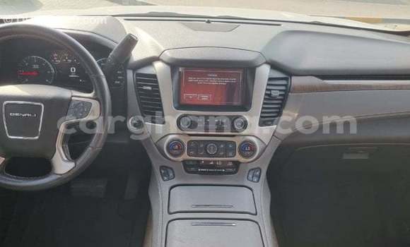 Ra Imported GMC Yukon funfun Ọkọ̀ in Import - Dubai ni Ashanti Ra Imported GMC Yukon funfun Ọkọ̀ in Import - Dubai ni Ashanti
