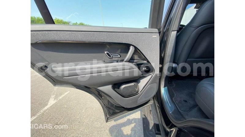 Big with watermark land rover range rover ashanti import dubai 56174