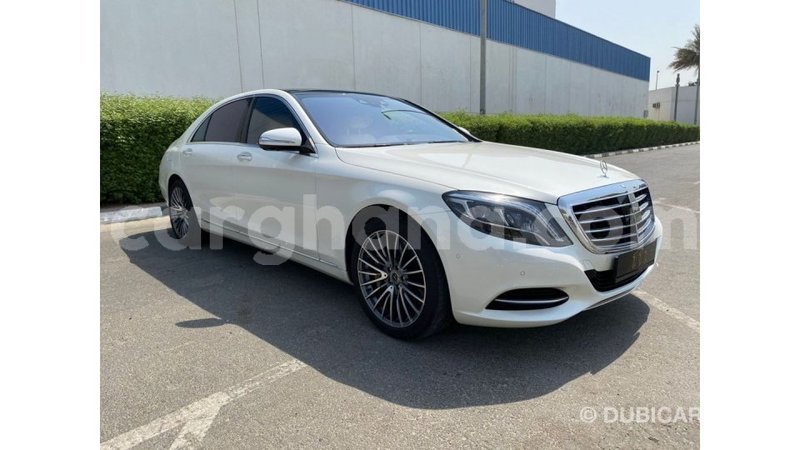 Big with watermark mercedes benz a200 ashanti import dubai 56175