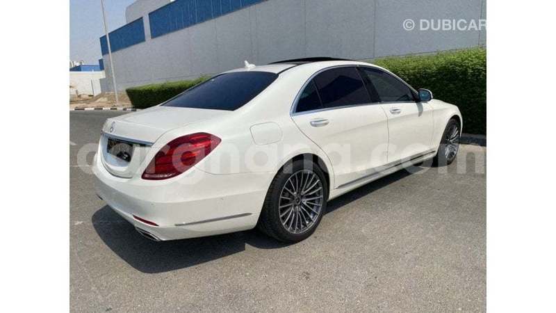 Big with watermark mercedes benz a200 ashanti import dubai 56175