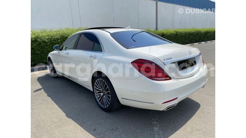 Big with watermark mercedes benz a200 ashanti import dubai 56175