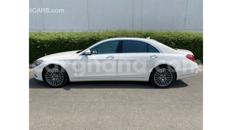 Big with watermark mercedes benz a200 ashanti import dubai 56175